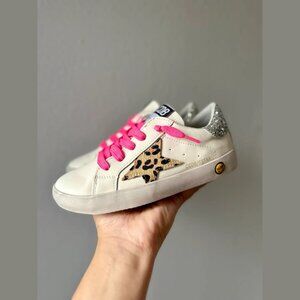 NEW - Cheetah Star Sneakers